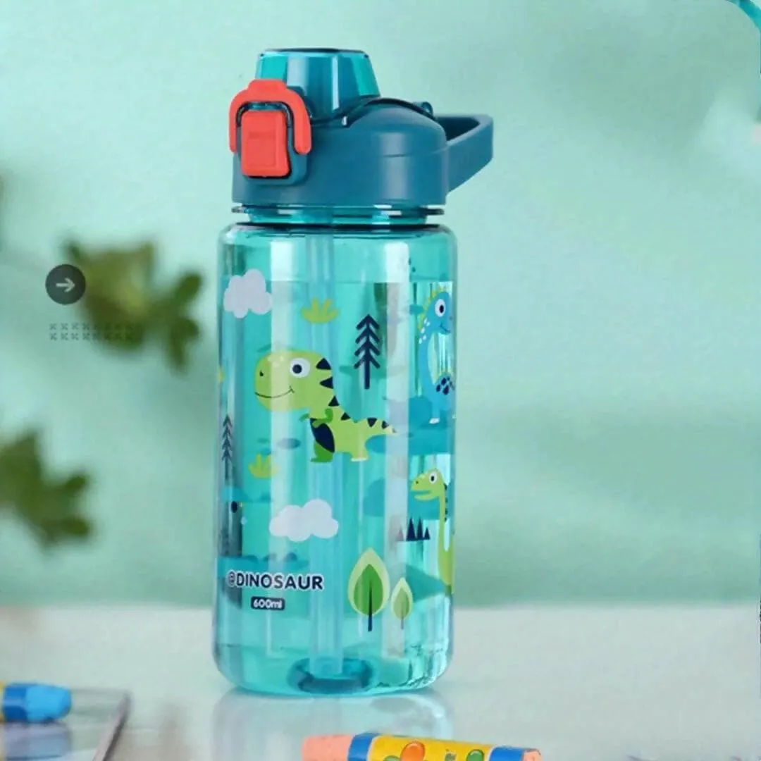 All toddlers will love this attractive cartoon water bottle.(500ml-Green)