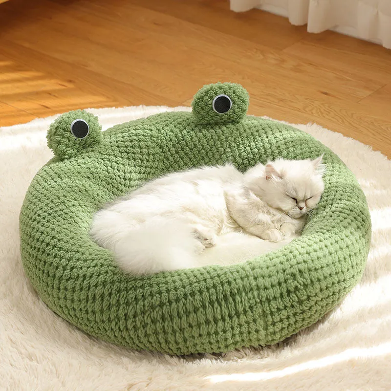 Cat and Dog Nest Little Frog Series