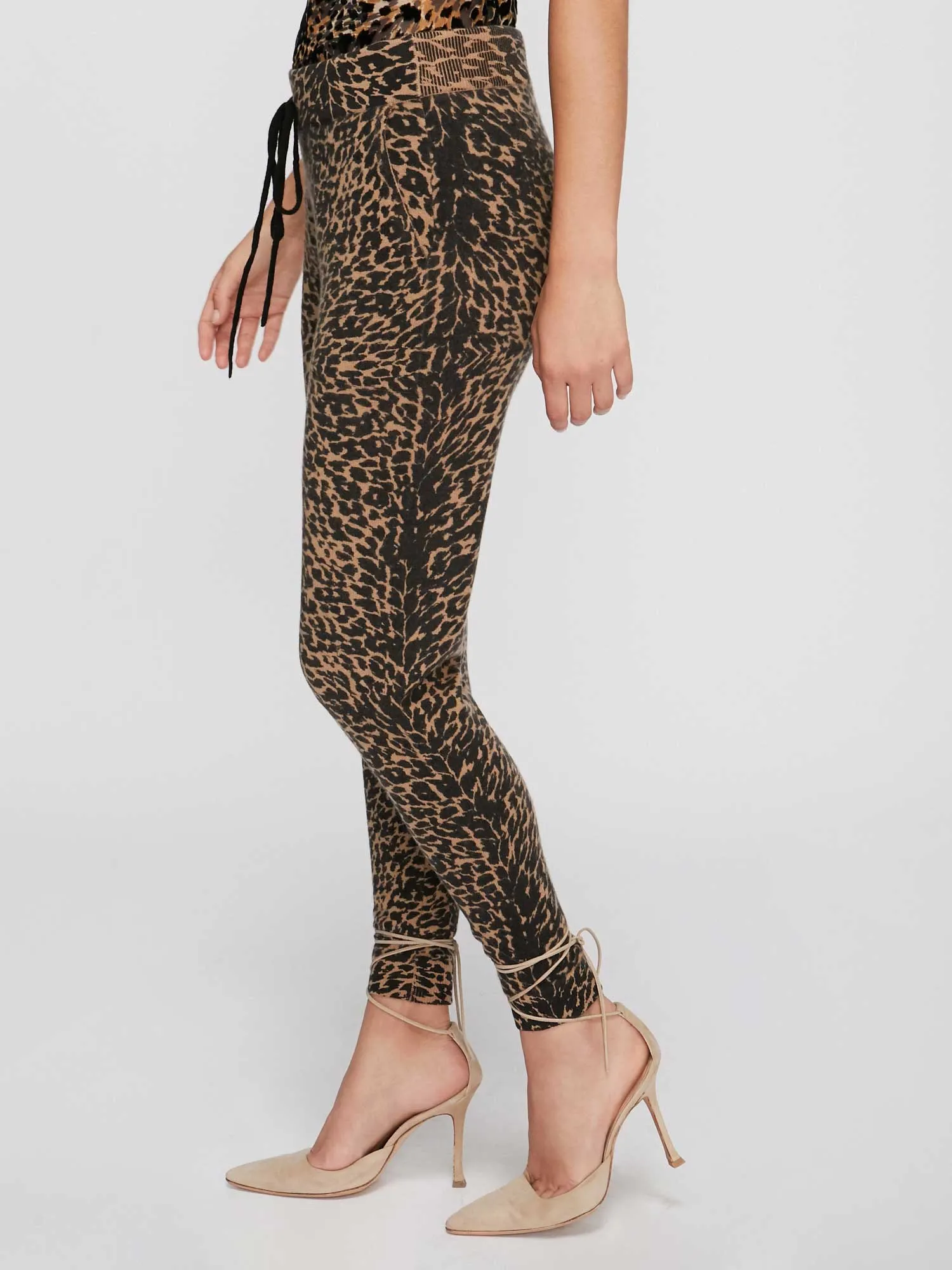 The Oreli Printed Pant