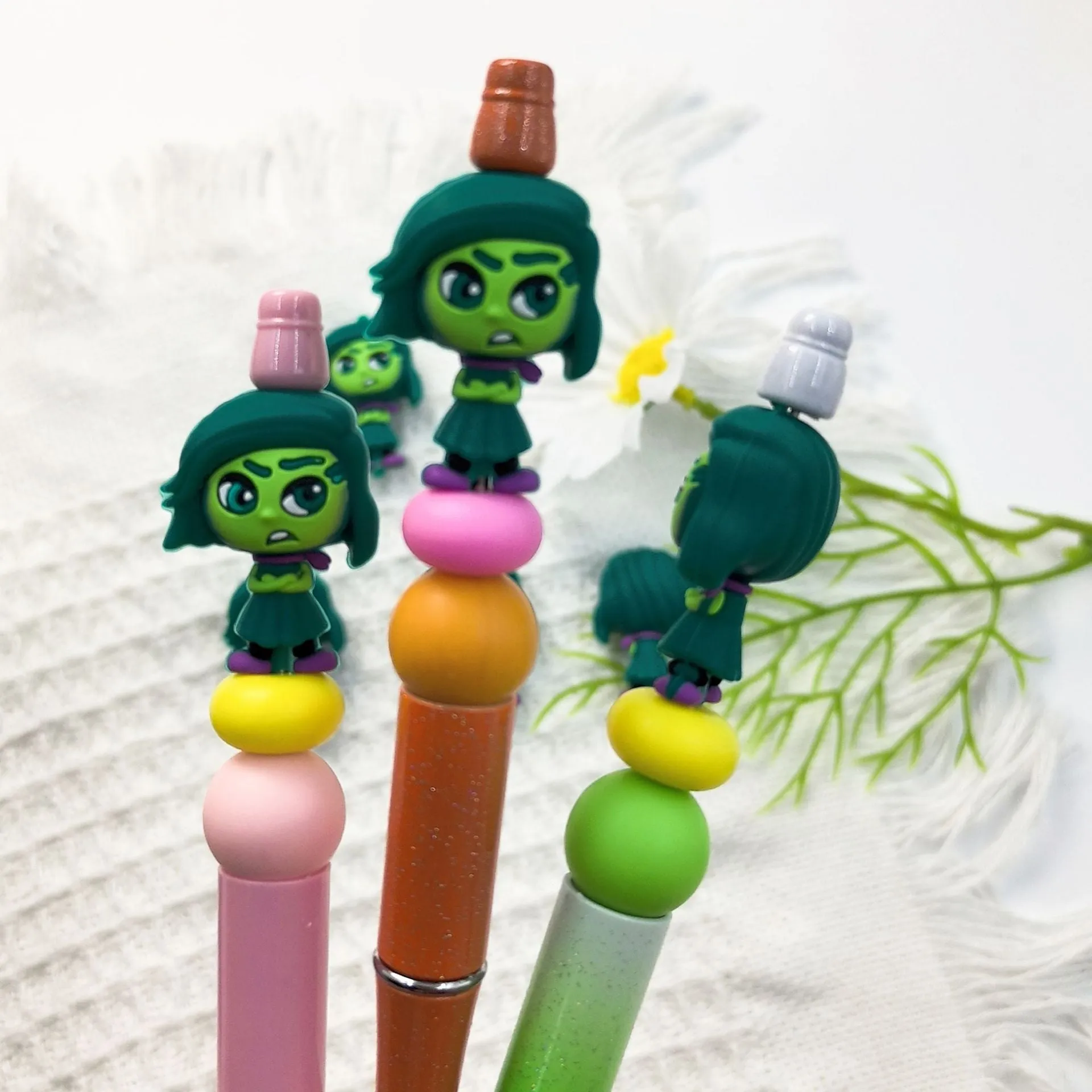 Wholesale 10pcs 3D Three-dimensional Silicone Cute Cartoon Green Villain DIY Beads